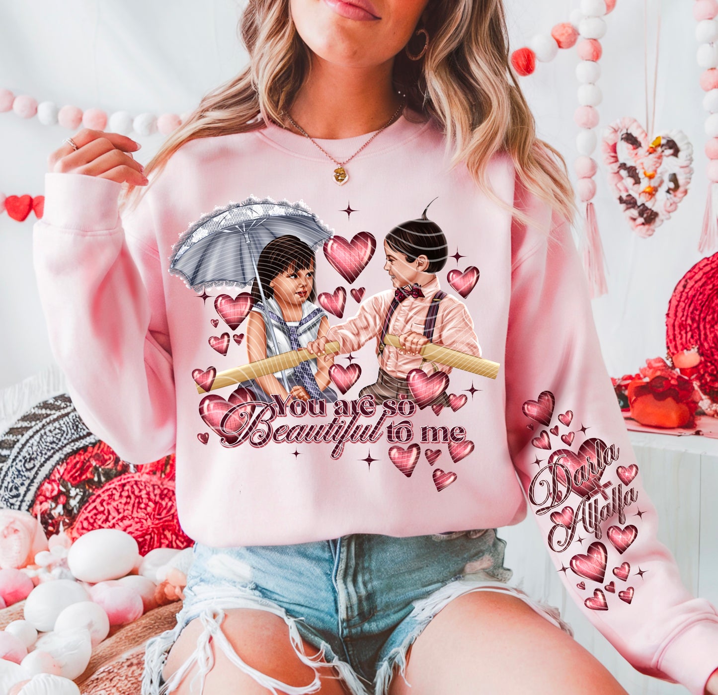 Darla_Alfalfa with sleeves